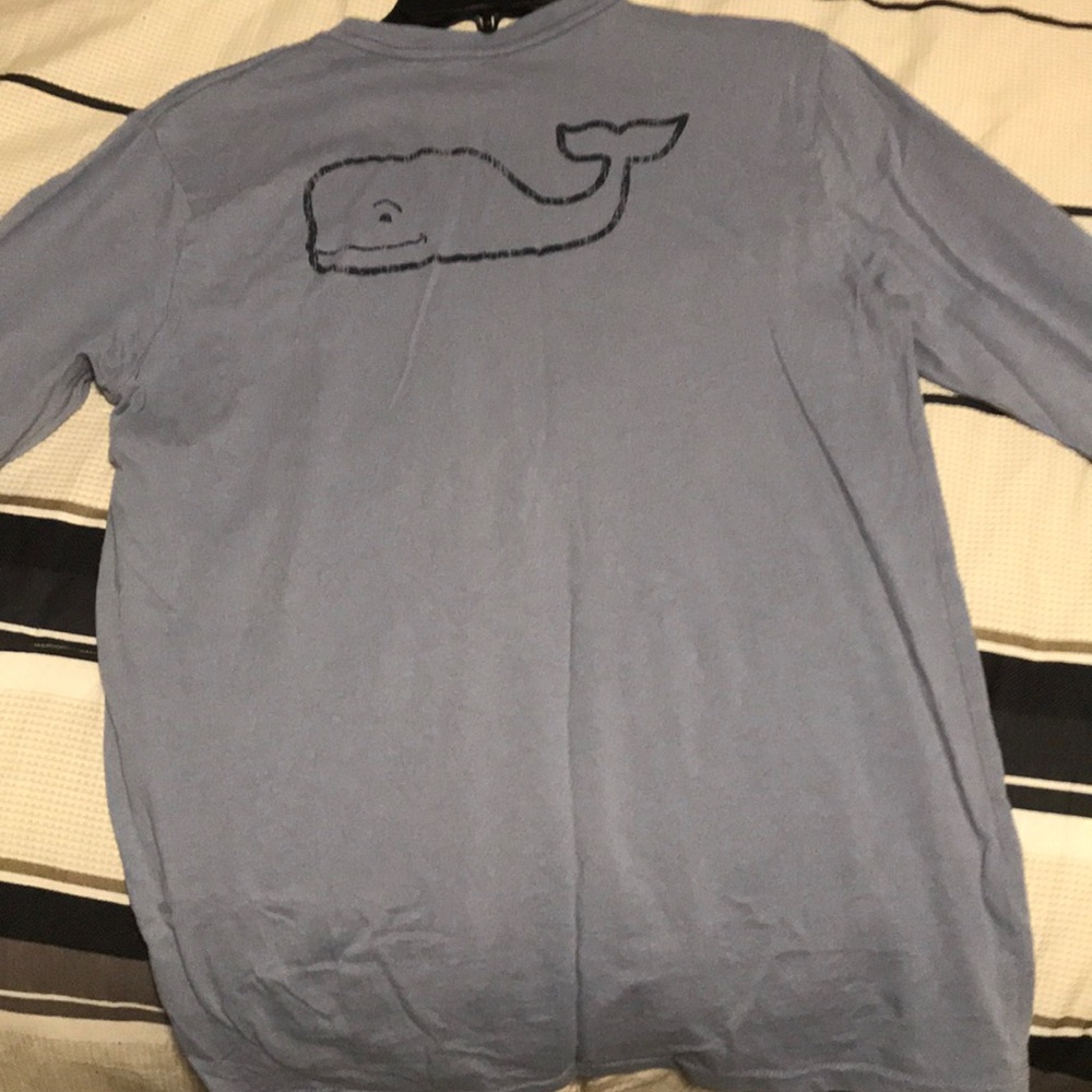 Vineyard vines long sleeve.